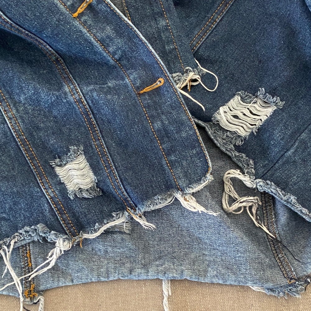 Distressed Blue Jean Jacket - Picture 4 of 5